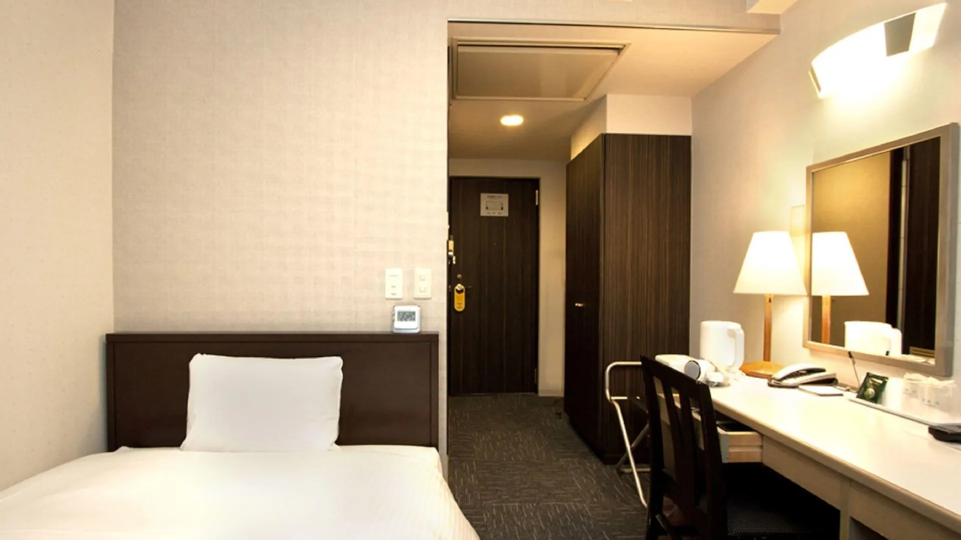 Smile Hotel Asakusa Tokyo 3*,